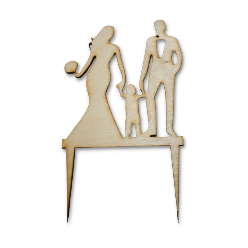 Mladomanželia so synom - dekorácia z dreva