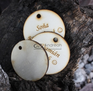 Medailón kruh z dreva s vlastným textom