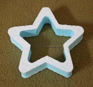 Hviezda z polystyrénu